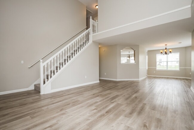 Photo - 20 Grayson Ln