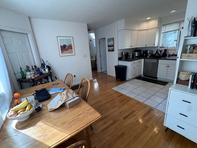 Photo - GORGEOUS ALLSTON 3 BED/2.5 BATH TOWNHOUSE WITH CENTRAL AIR
