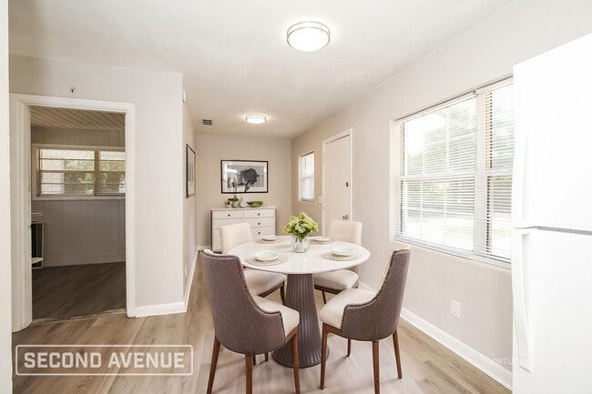 Photo - 3015 Lansdell Dr