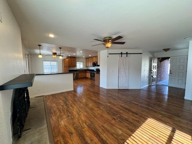 Building Photo - Charming 3-Bedroom 2-Bath Home with Large Fenced Yard-El Cajon, CA