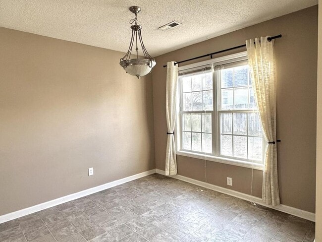 Photo - 4418 Clifton Dr