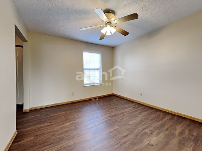 3029 Granny Smith Ln