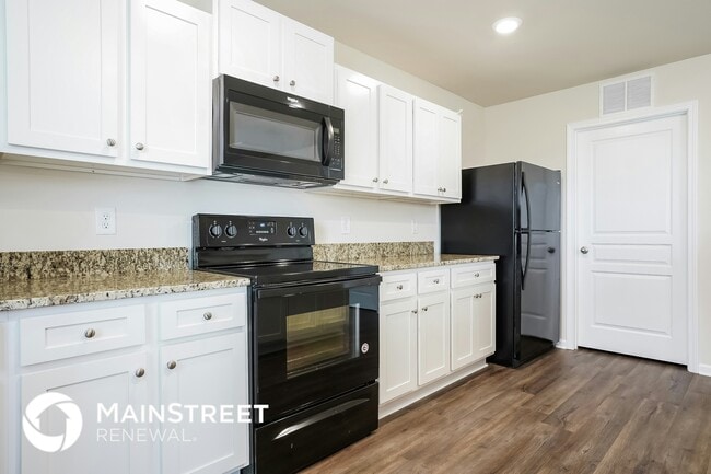 Photo - 328 Iron Horse Ln