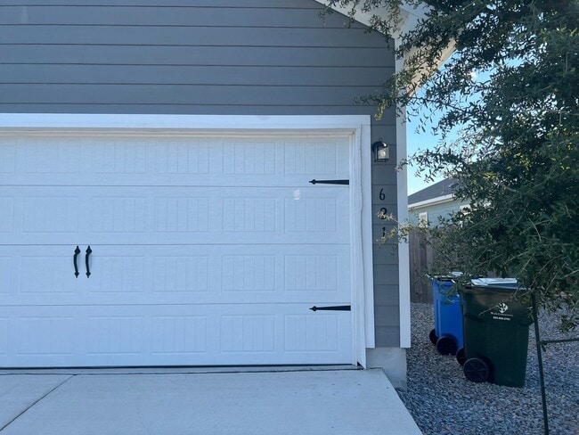 Photo - Luxury 3/2 Duplex in Seguin, Texas