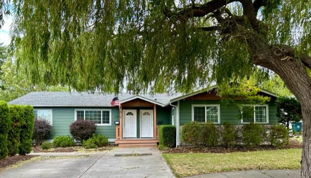 Photo - 1211 E Indiana St