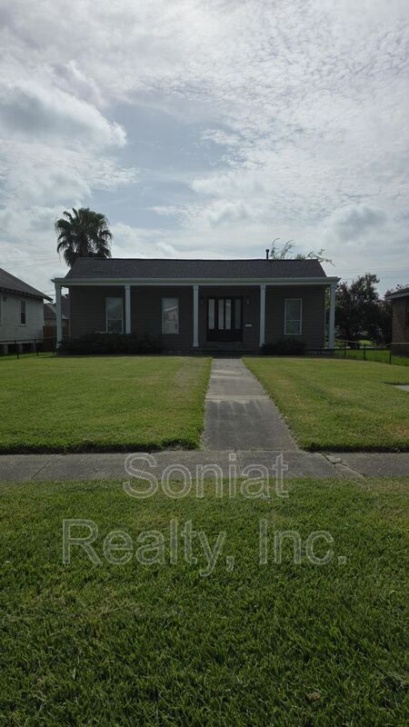 Photo - 5815 Catina St