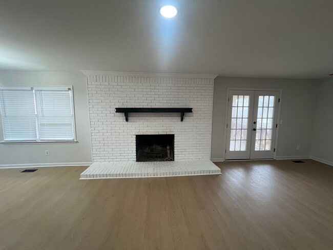 Photo - 3 Bedroom 2 Bathroom. Single Level Home.