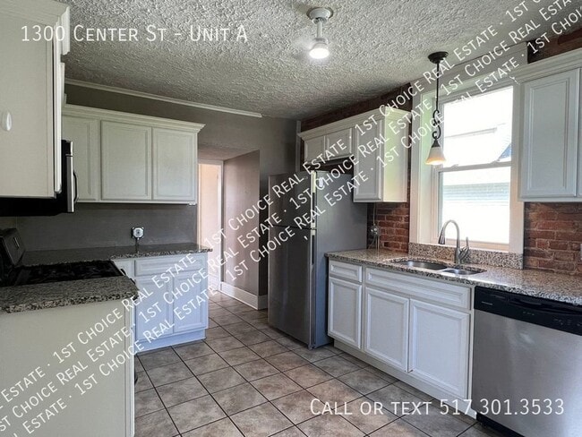 Photo - 1300 Center St Unit A