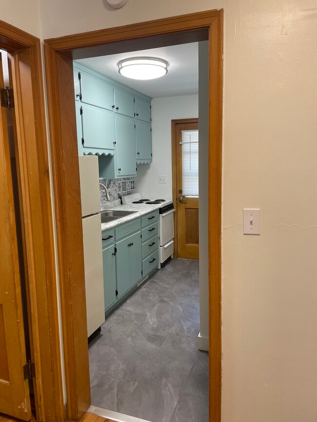 Photo - 1051 S 31st St Townhome