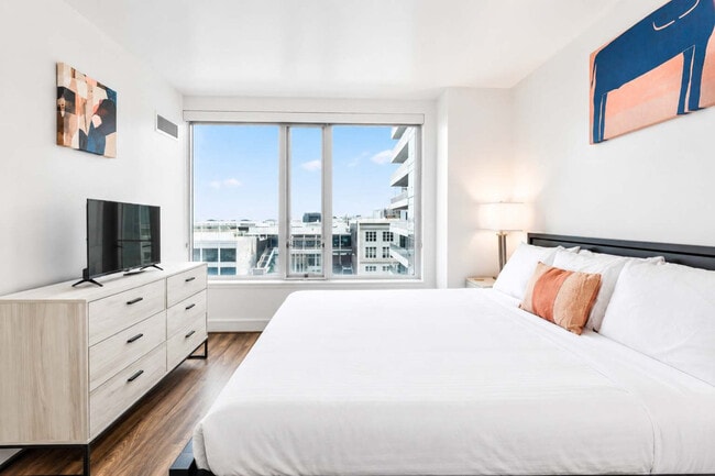 Photo - 100 Pier 4 Blvd. Unit GO FL12-ID1574489P