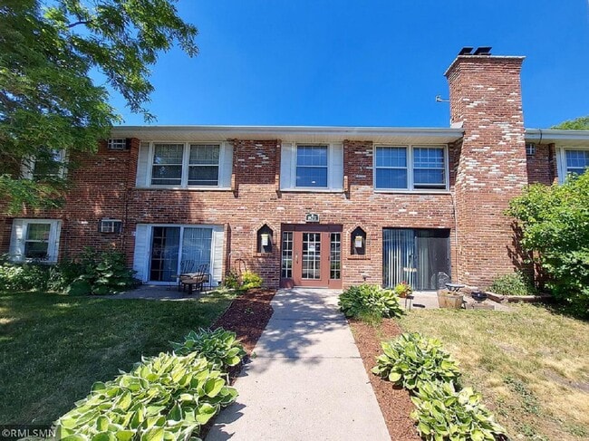 Photo - 821 Smetana Rd Unidad 7