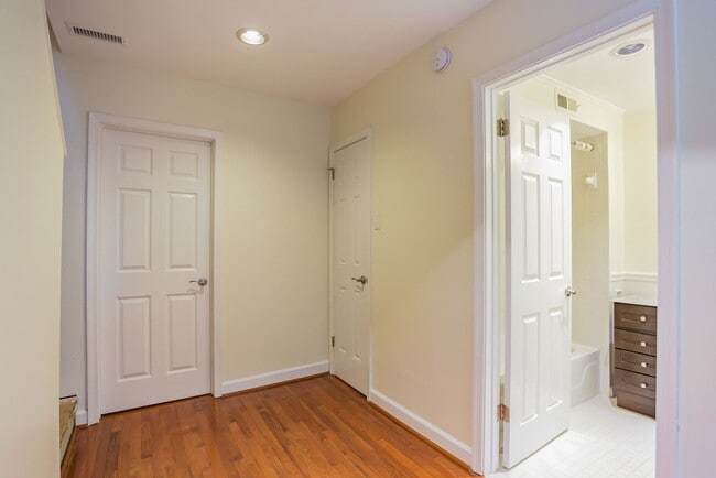 Photo - Beautiful 2 Bedroom, 2 Bathroom Historical Row Home