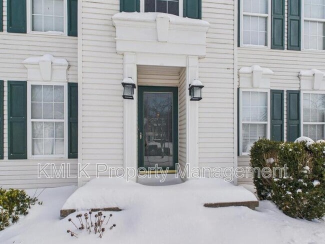 Photo - 411 Treeview Dr