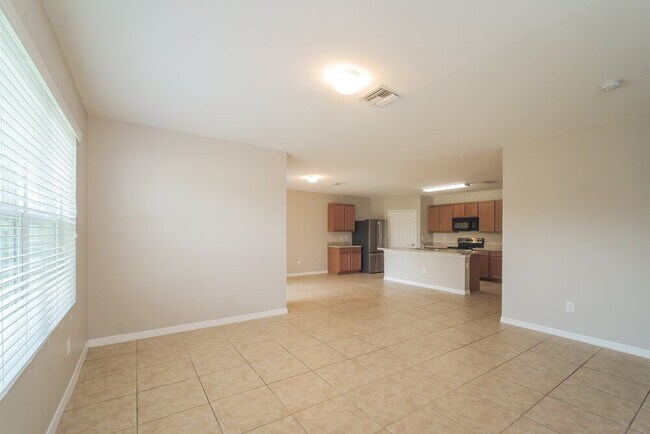 Photo - 173 SE 16th Terrace