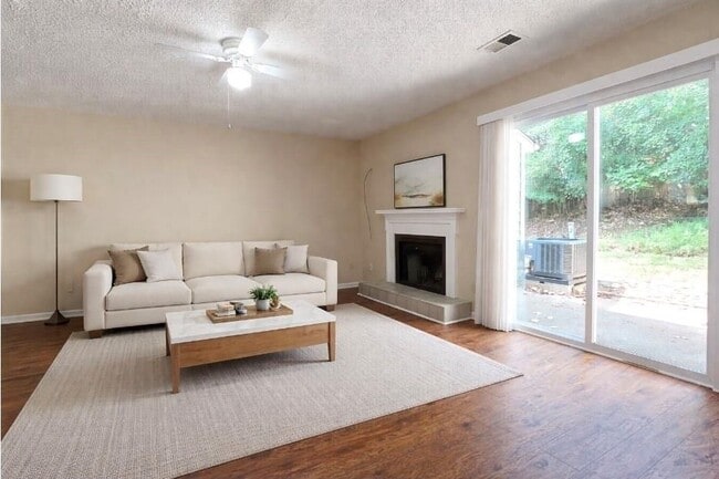 Photo - 227 Quail Run