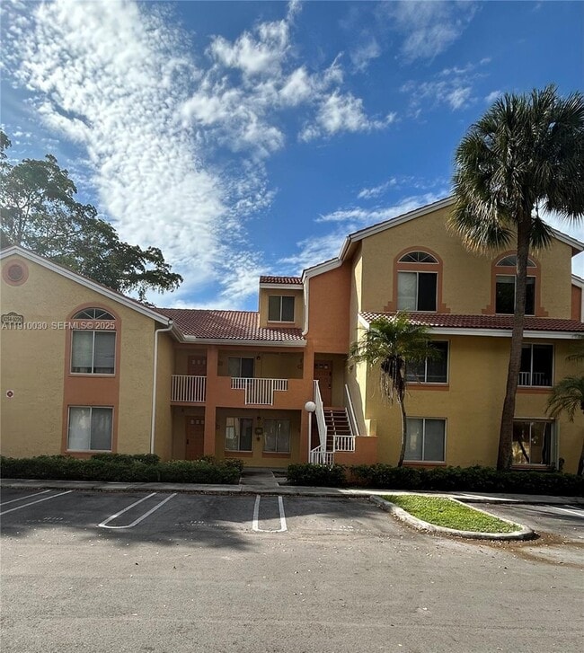 Building Photo - 1060 Coral Club Dr Unit 1060