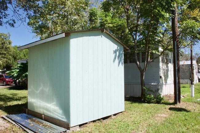 Photo - 510 N Shirley St