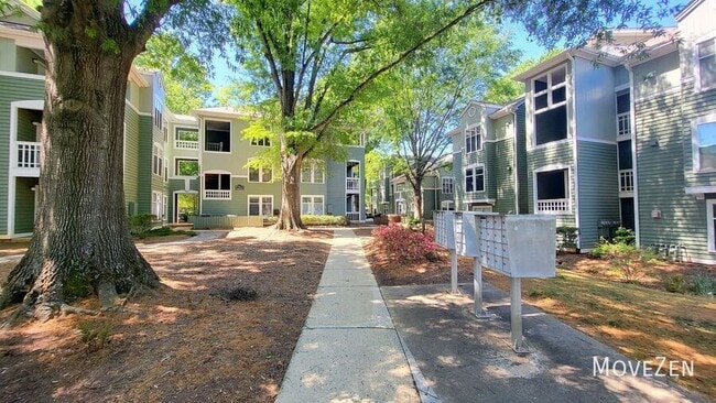 Photo - 1221 Westview Ln