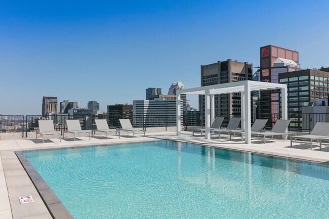 Photo - 3460 Rue Peel Unit 114