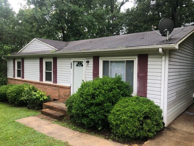 Photo - Cute,Belmont-Mt Holly home close to everything