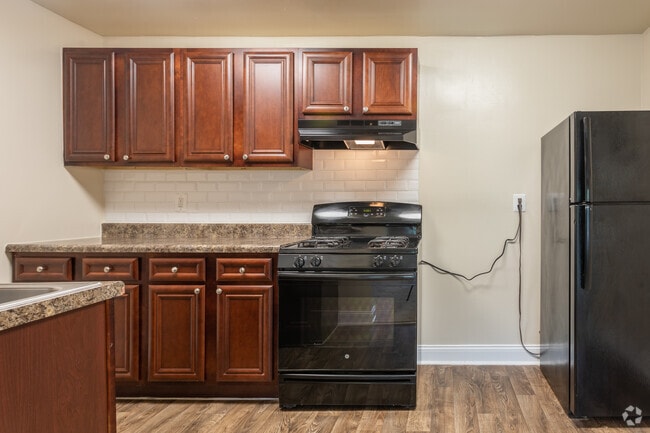 1 Bedroom, 1 Bath
