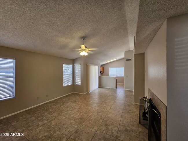 Photo - 3040 E Bluefield Ave