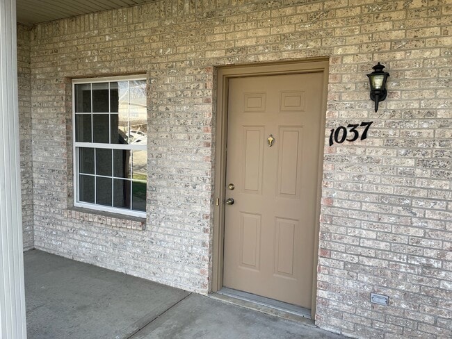 Photo - 1033 Jill Ct Unit 1037