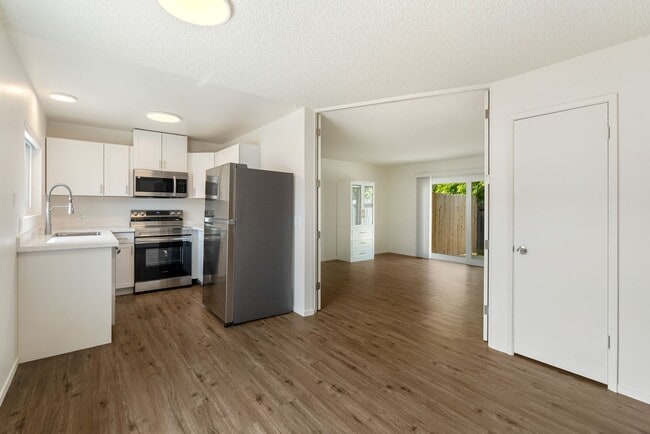Photo - 1835 Garden St Unit 02