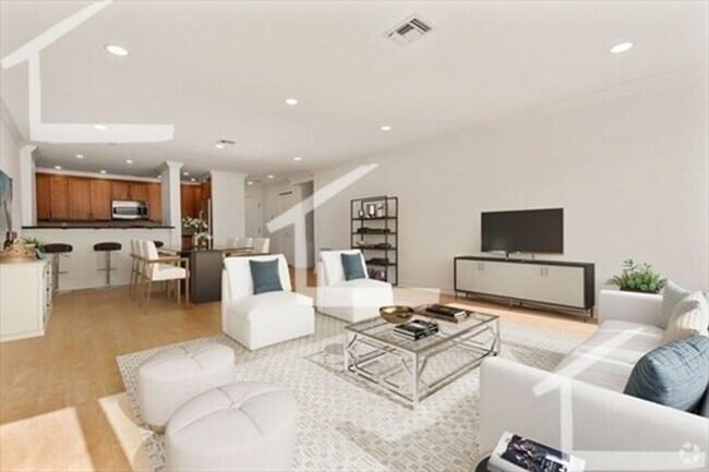 Building Photo - 9/1 Spacious 2BR/2BA condo w/garage parkin...
