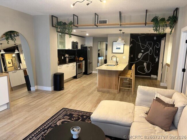 Photo - 3339 Virginia St Unit 407