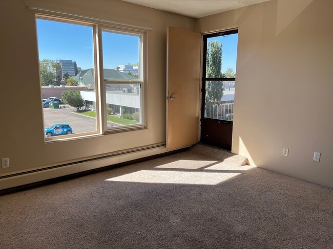 Photo - 1 Bed 1 Bath Unit in Red Deer, AB Unit 307