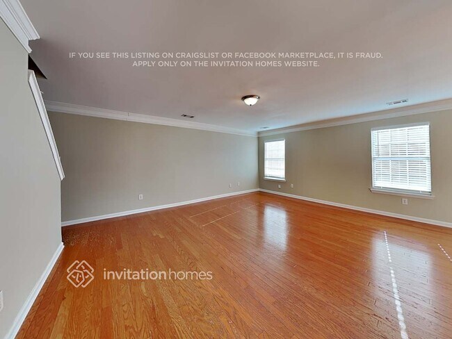 Photo - 2440 Sheldon Pl