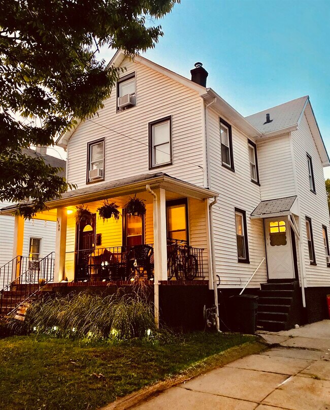 1139 Asbury Ave