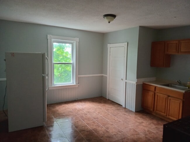 Photo - 88 Marshall St Unit 3