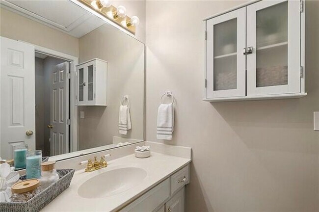 Photo - 14421 W 139th St