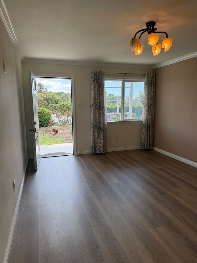 Photo - 3 Bd Single-Level Hilltop Retreat in West Vista