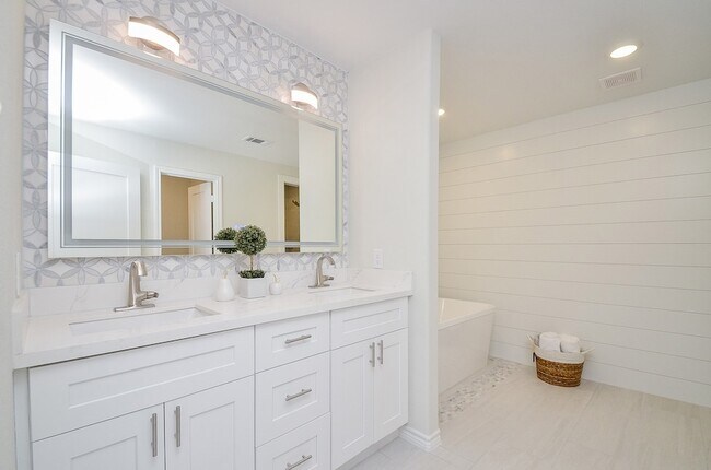 Photo - 14788 Cygnus Ct