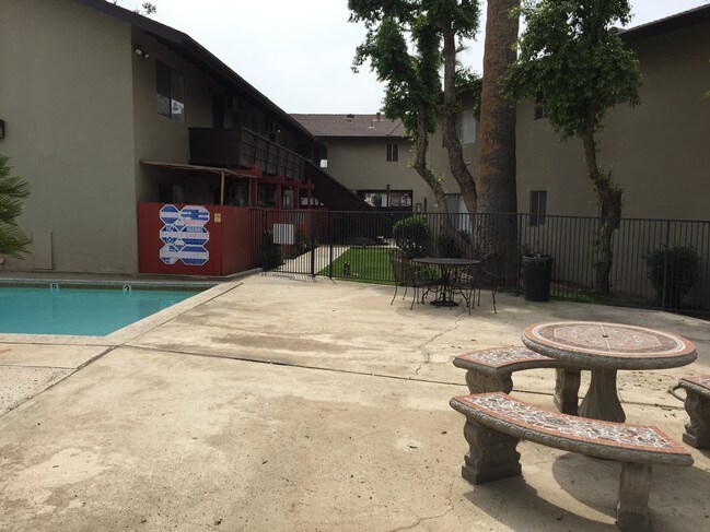 The Birches Apartments - The Birches