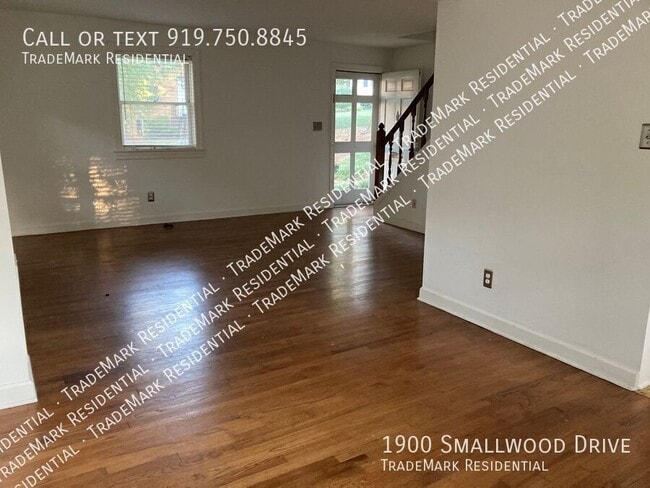 Photo - 1900 Smallwood Dr