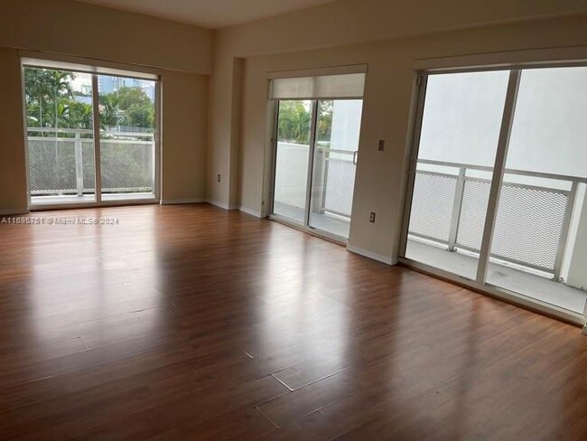 Photo - 1712 SW 2nd Ave Condo Unit 310