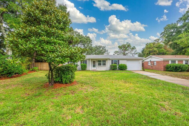 Photo - 713 Gibbs Ave