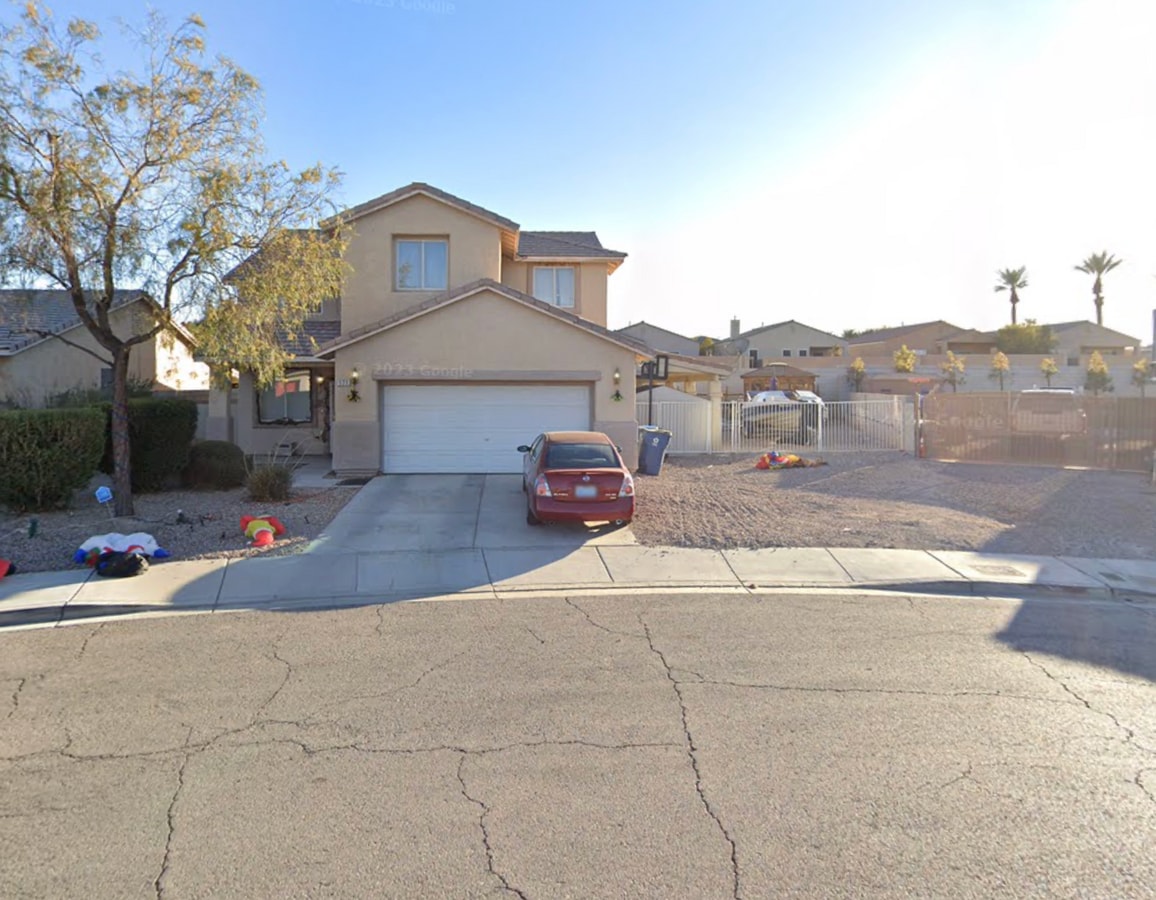 3-Bedroom Gem with Fireplace, RV Parking &... - 3-Bedroom Gem with Fireplace, RV Parking &... Casa