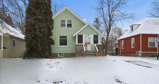 Building Photo - 2310 Jerome St