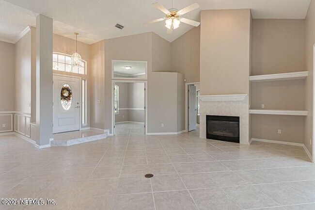 1591 Shelter Cove Dr