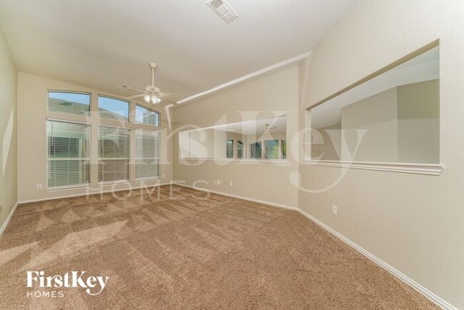 Photo - 500 Crystal Falls Dr