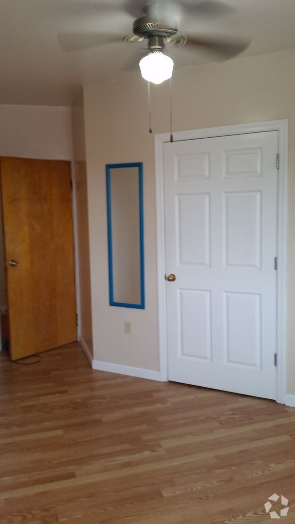 Building Photo - 6 Welsford St Unit 2 Rental