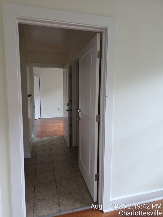 Photo - 419 17th St NW