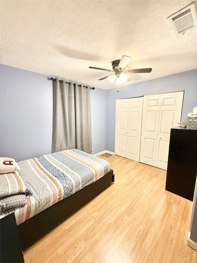 Photo - 521 Cypress Dr