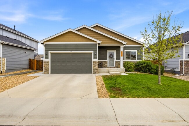 782 S Settlers Dr
