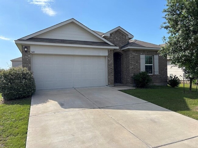 Photo - 3601 Batson Dr House
